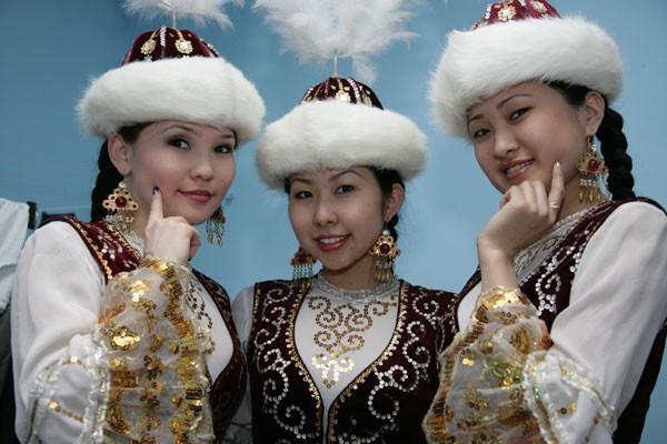 Kvinnelige kazakhanske navn og deres betydning