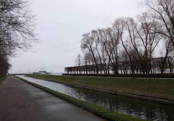 Engelsk park - besøkskort av Peterhof