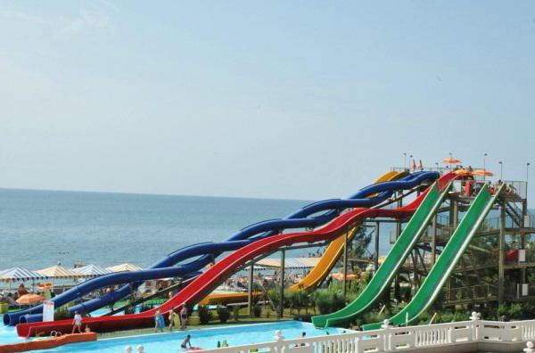 Møt: "Fyr". Aquapark i Sochi for familieferier