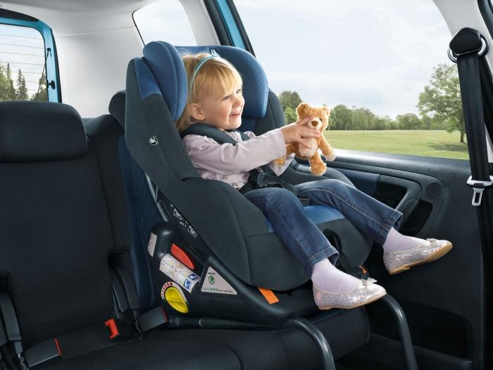 Isofix vedlegg - ekstra barnevakt i bilen