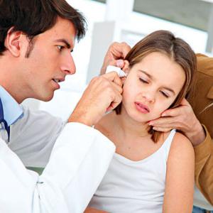 antibiotika for otitis media